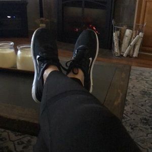 Meet your Posher, Rayna